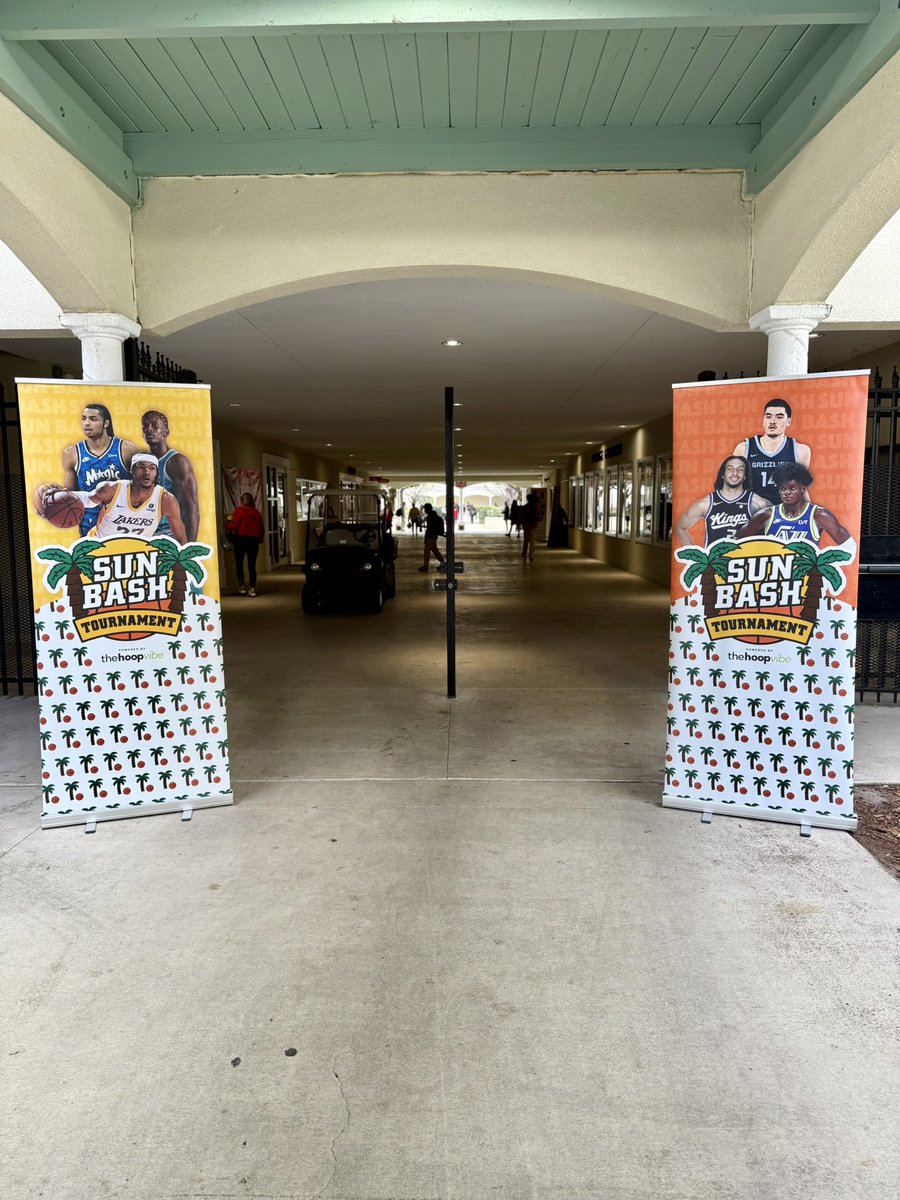 Snyder Basketball tweet media