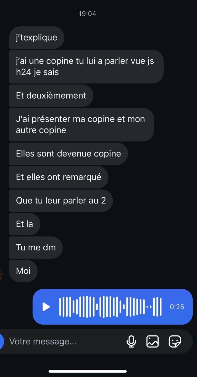 StopZatRyan's tweet photo. Pas besoin de commu mdr #jetaisjeune #decouvertedugirlsgirls https://t.co/aSWU6SuvSG