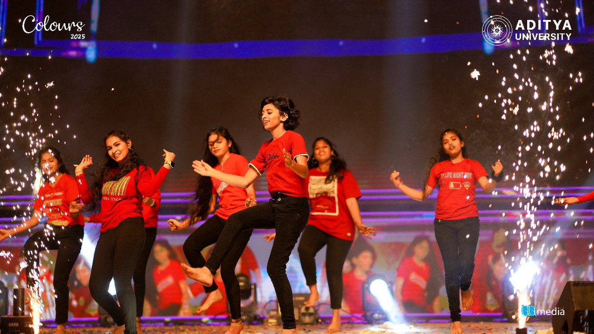 ACETaditya's tweet image. Electrifying night dance performances lit up Colours 2025 with energy through the roof! 💃🌙✨
.
The stage was on fire, the beats were perfect, and the crowd grooved under the stars! 🌟🎶 An unforgettable night! 🔥
.
#Colours2025 #AdityaUniversity #DanceUnderTheStars