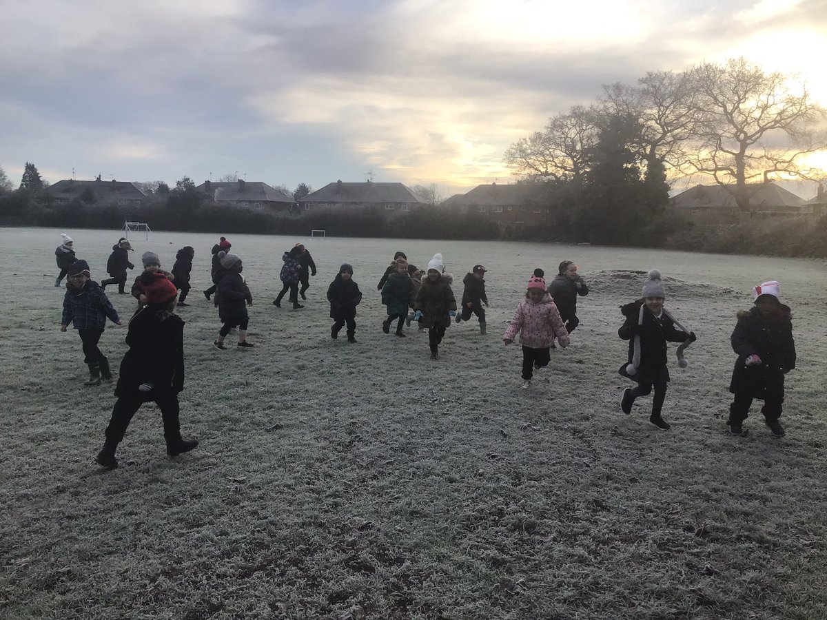 Reception @ South Camberley Primary tweet media