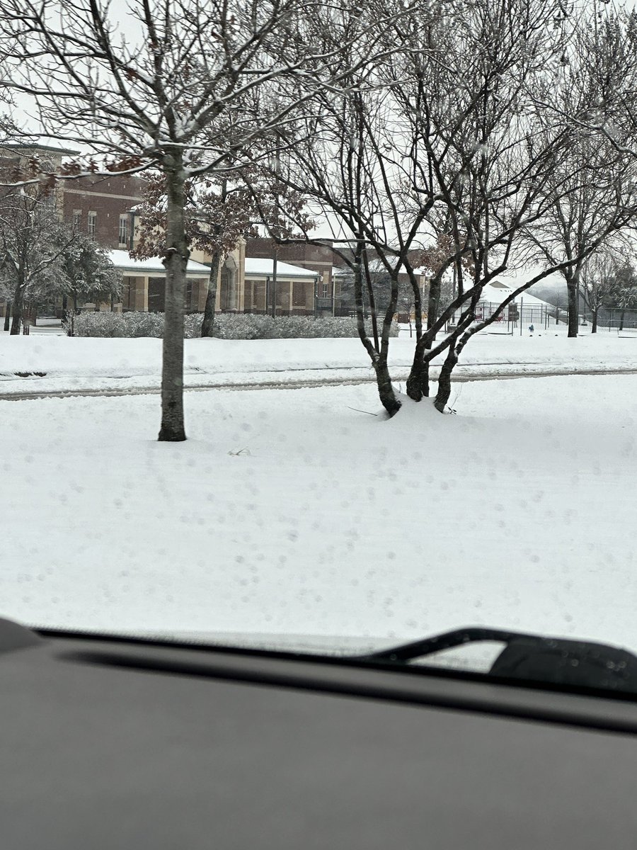 Snow day!!! <a href="/McClureMarshals/">McClure Marshals</a>