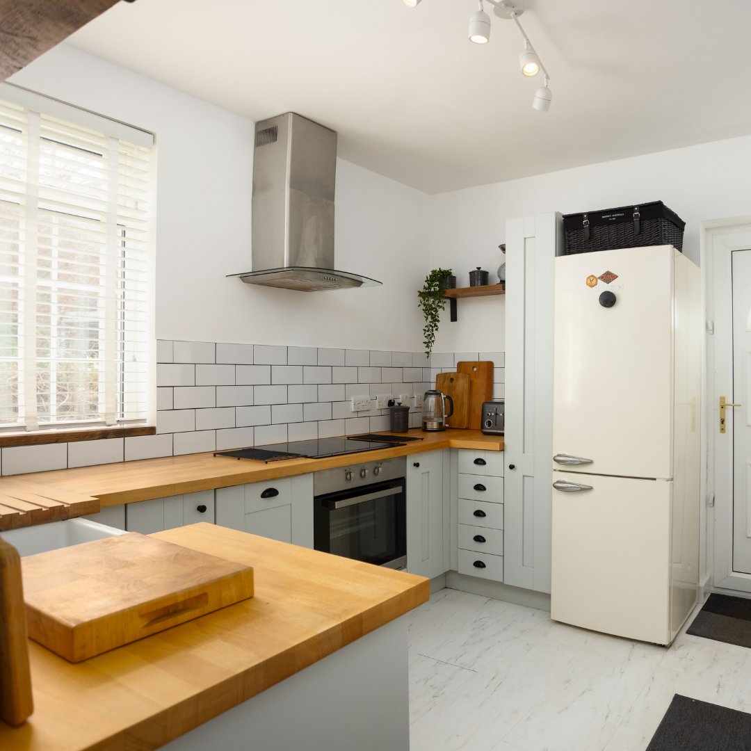 ⭐️NEW LAUNCH⭐️ 
Kirkfield Lane – A Charming Family Home in Thorner 

Monroe is delighted to present this wonderful family home, perfectly situated in the picturesque village of Thorner. 

💫 £335,000 - LS14 - 3 Bedrooms - 1 Bathroom - 858 sqft
monroeestateagents.com/homes/our-list…