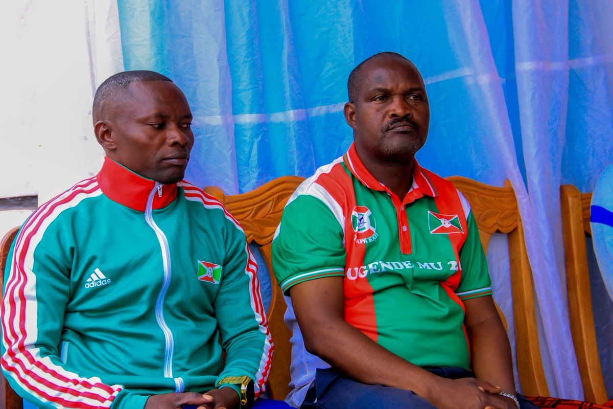 CnddFddBuhumuza's tweet photo. #Burundi Kuruno musi igenekerezo rya 10/1/025 Ubuserukizi bw'umugambwe @CnddFdd mu ntara nziza ya #Buhumuza bwabandanirije ingendo barimwo mu mazone atandukanye ya komine #Muyinga, #Cankuzo na #Ruyigi.
@R_Ndikuriyo
@DorianeMunezero https://t.co/CcREu19Pcy