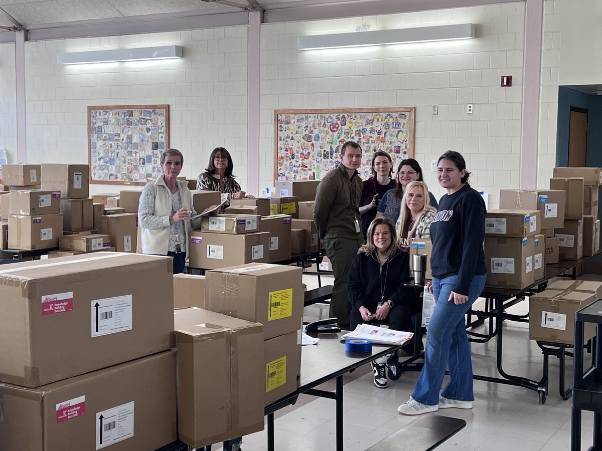 MarjieCNY's tweet photo. While many were enjoying break last week, @CantonCTSchools was celebrating delivery day! Last Friday morning was spent unpacking &amp; sorting their new literacy resource, #BenchmarkAdvance.  Welcome to the @BenchmarkEdu  family! I am so excited to begin this journey with you. https://t.co/5PTrWzvXdm