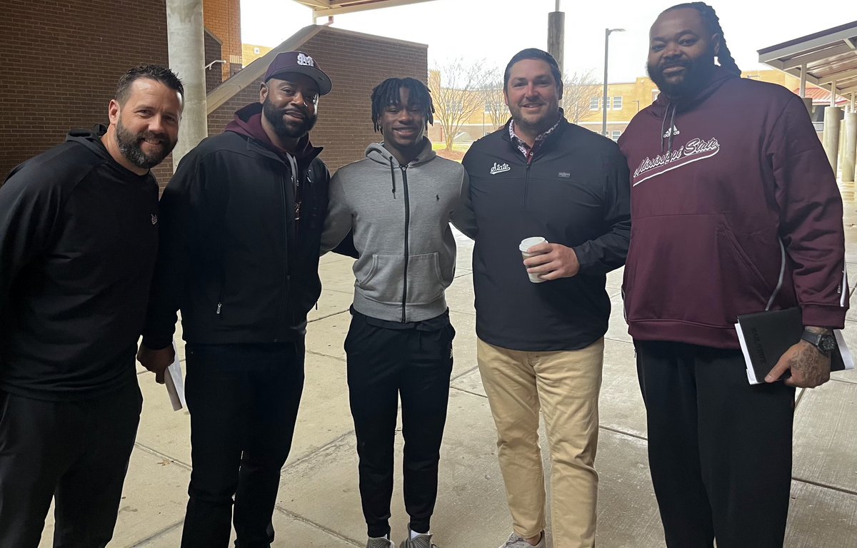 Thanks <a href="/Coach_Leb/">Jeff Lebby</a> , <a href="/CoachHutzler/">Coleman Hutzler</a> , and staff for stopping by today. ##HailState 🐶