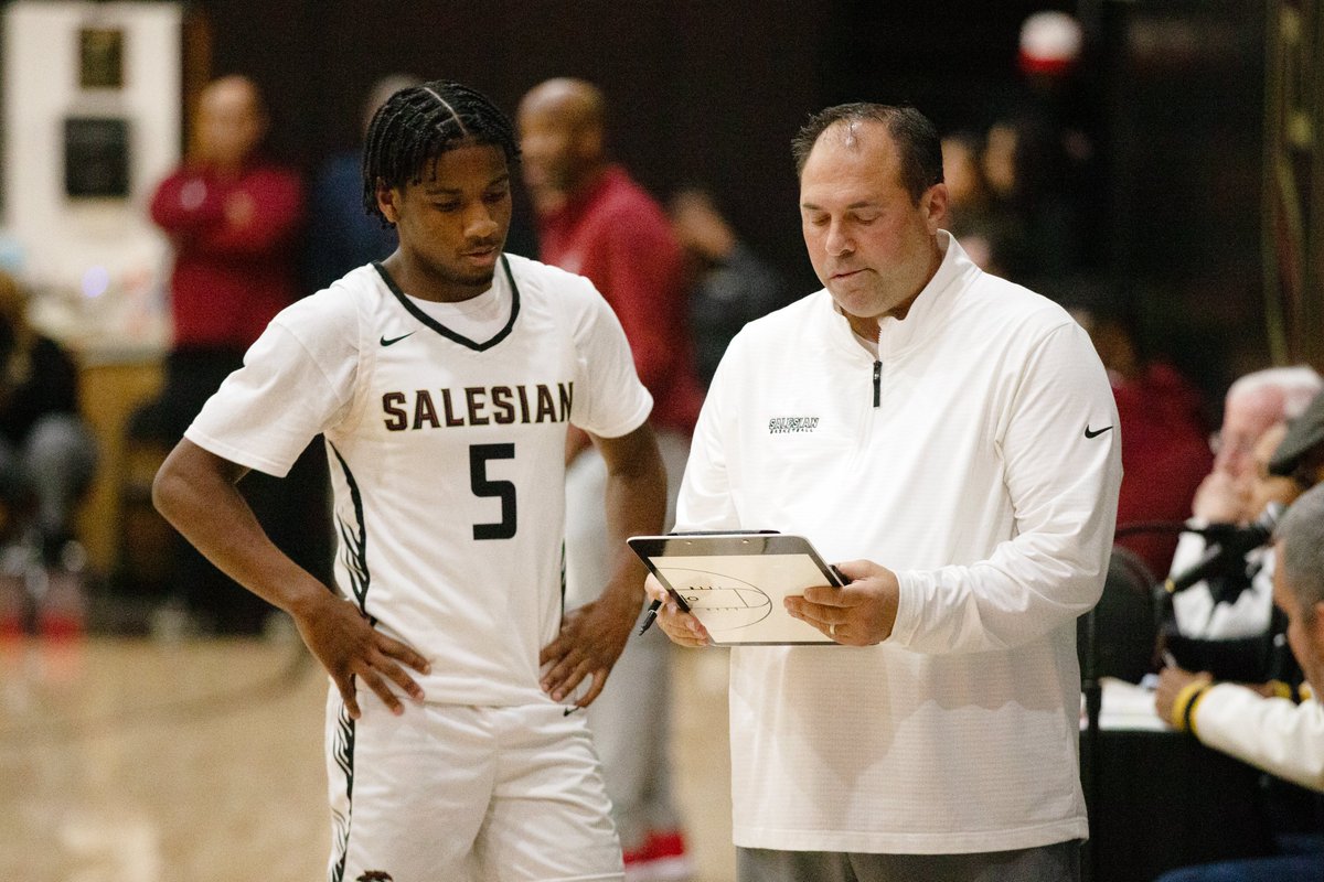 Nathan Canilao (@nathancanilao) on Twitter photo Prep spotlight: <a href="/coachmellis/">Bill Mellis</a> misses Hawaii
<a href="/CarltonJr21/">Carlton Perrilliat Jr</a> <a href="/EliasObenyah/">Elias Amanor Obenyah</a>
LINK: mercurynews.com/2025/01/10/pre… Prep spotlight: <a href="/coachmellis/">Bill Mellis</a> misses Hawaii
<a href="/CarltonJr21/">Carlton Perrilliat Jr</a> <a href="/EliasObenyah/">Elias Amanor Obenyah</a>
LINK: mercurynews.com/2025/01/10/pre…