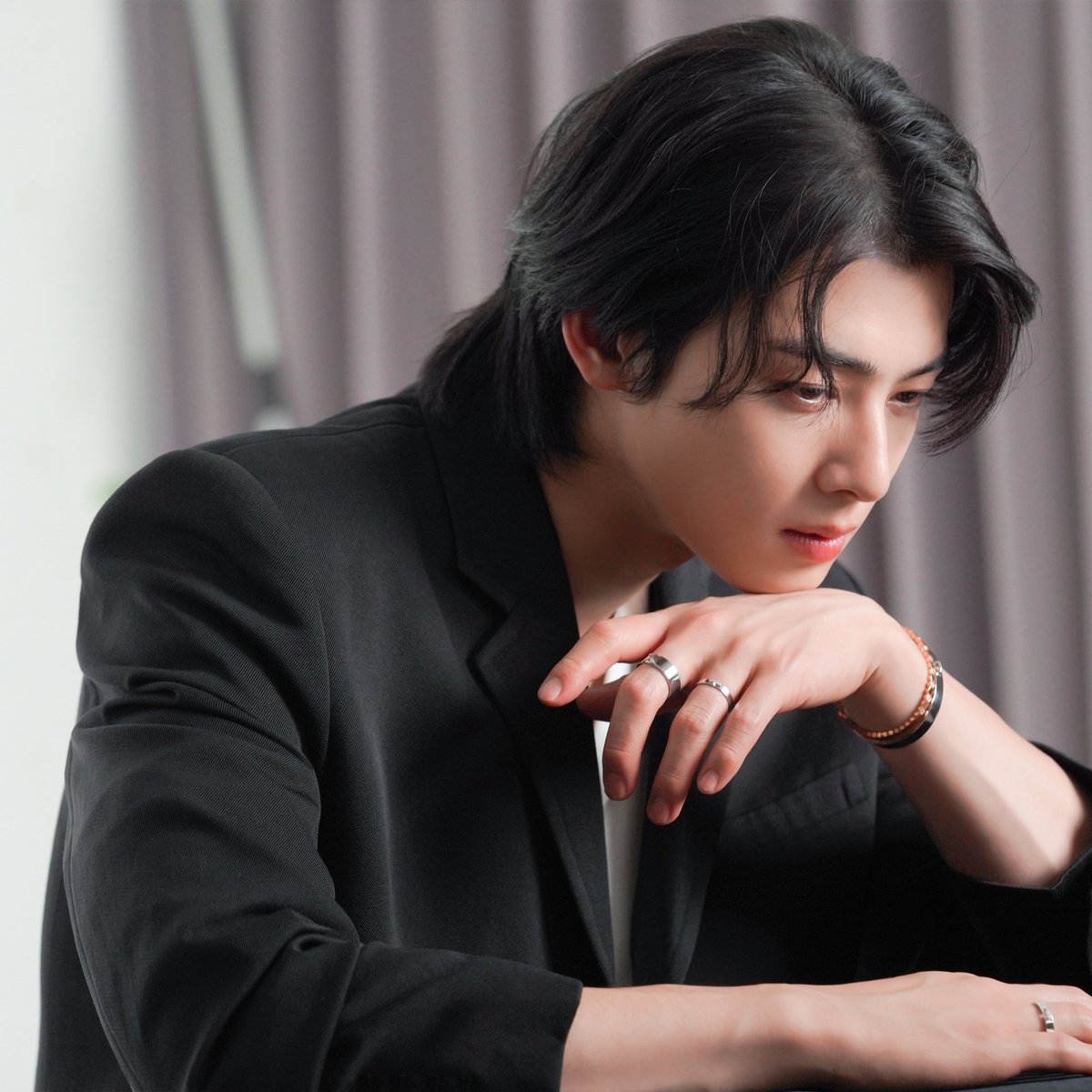 ray | new 📌 tweet media