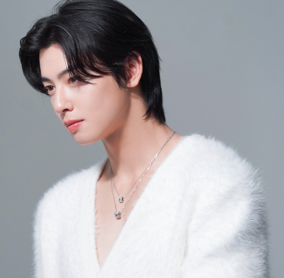 ray | new 📌 tweet media