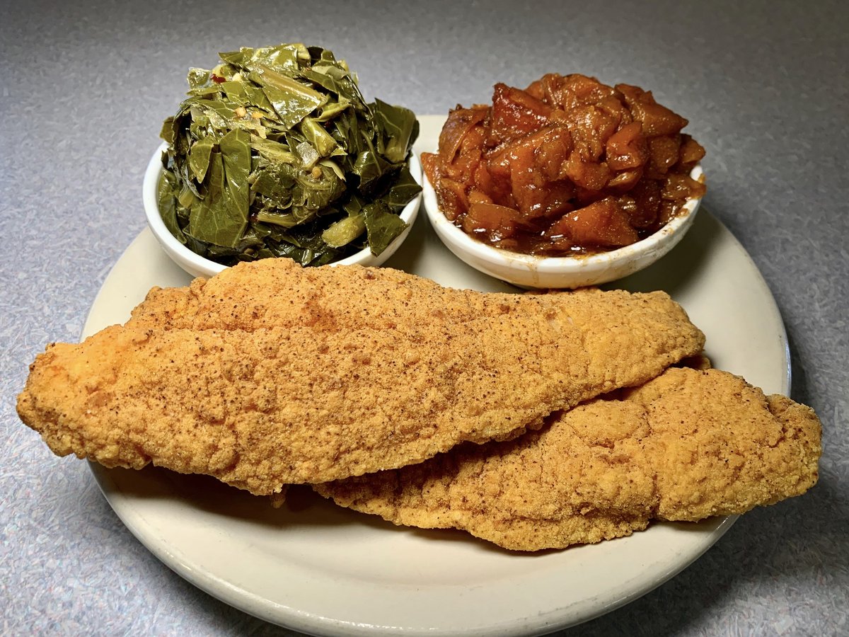 Fried fish done right. 🍴