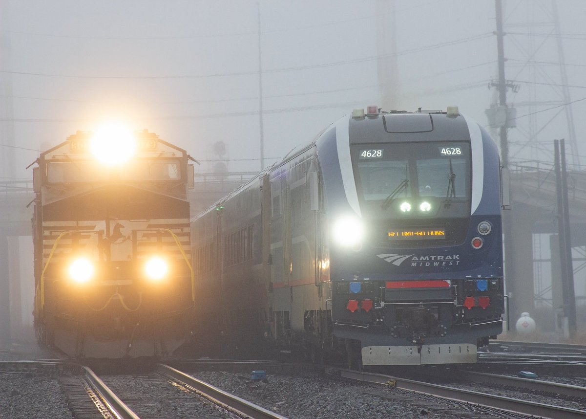 ThunderWolf08's tweet image. The DOT has announced a bunch of rail, transit and urban grants today 🧵🧵