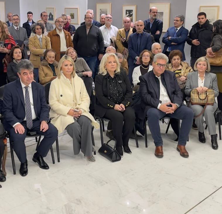 Pierrakakis's tweet photo. Στον Βόλο μαζί με τη @ZettaMakri παρευρεθήκαμε στην επίσημη παρουσίαση της συλλογής Bellasi με 201 σημαντικά έργα χαρακτικής και έντυπης τέχνης, διεθνώς αναγνωρισμένων Ελλήνων και ξένων καλλιτεχνών τα οποία το ζεύγος Bellasi δώρισε στο Πανεπιστήμιο Θεσσαλίας. https://t.co/FyB7z2yAM7