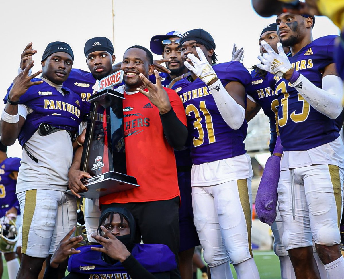 CoachBurton1's tweet photo. Thank you PV for an amazing 7 years! The unforgettable memories &amp; relationships I have built will last a lifetime! It was a honor to lead these young men to be winners on the football field but also prepared them to be winners in the game of life &amp; for that I’m forever grateful! https://t.co/CDxweuqwol
