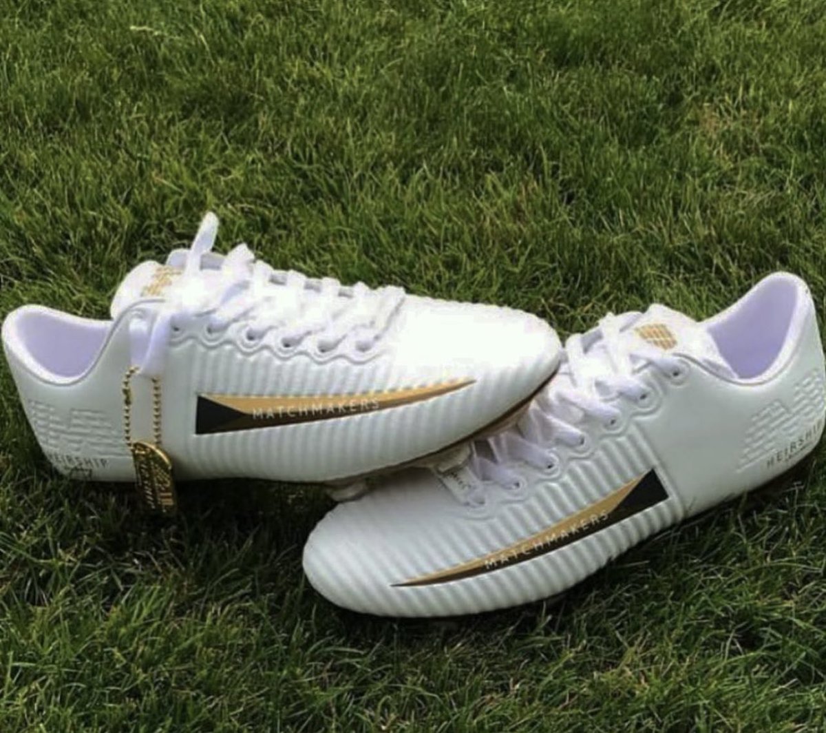 brandsutd's tweet photo. Heirship Seventeen by Stylo Matchmakers for the baller who means business... #footballboots #stylomatchmakers #soccercleats
https://t.co/fSmiiA4tM9 https://t.co/tn8R2kvqly
