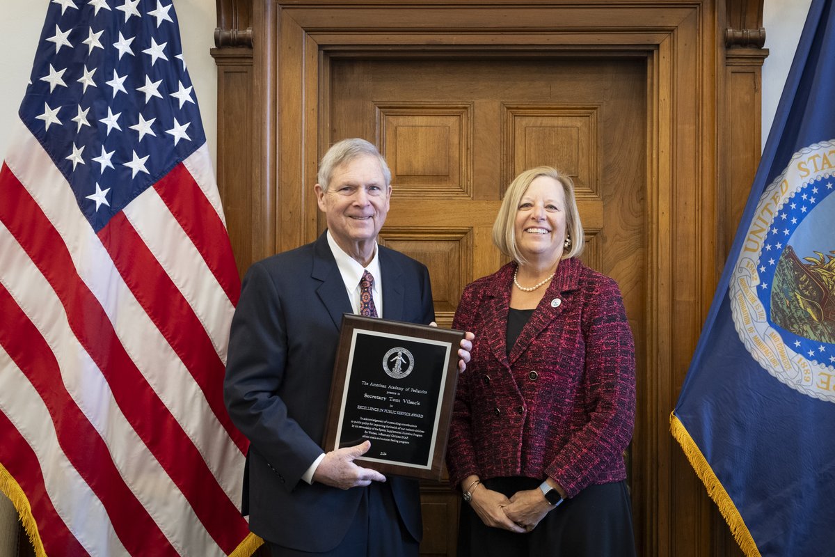 American Academy of Pediatrics (@ameracadpeds) on Twitter photo Today, AAP President Susan Kressly presented the Excellence in Public Service Awards to HHS <a href="/SecBecerra/">Secretary Xavier Becerra</a> and Department of Agriculture <a href="/SecVilsack/">Secretary Tom Vilsack</a> for their leadership advancing child health priorities. Today, AAP President Susan Kressly presented the Excellence in Public Service Awards to HHS <a href="/SecBecerra/">Secretary Xavier Becerra</a> and Department of Agriculture <a href="/SecVilsack/">Secretary Tom Vilsack</a> for their leadership advancing child health priorities.