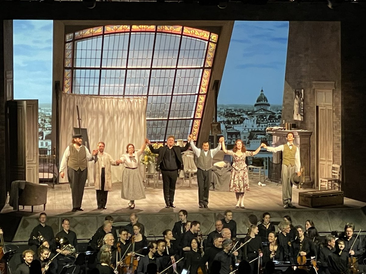 Operatraveller tweet media