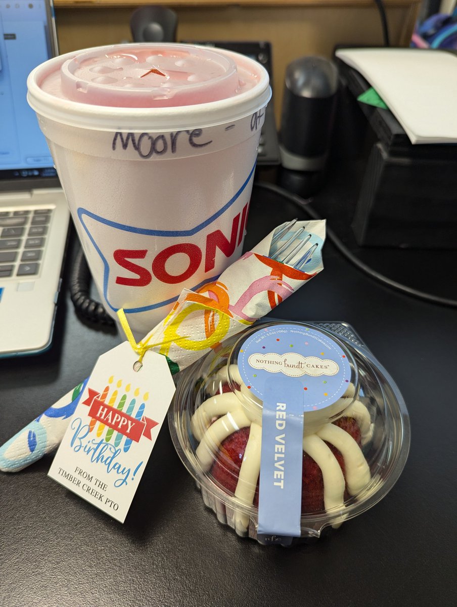 Kelly Moore tweet media