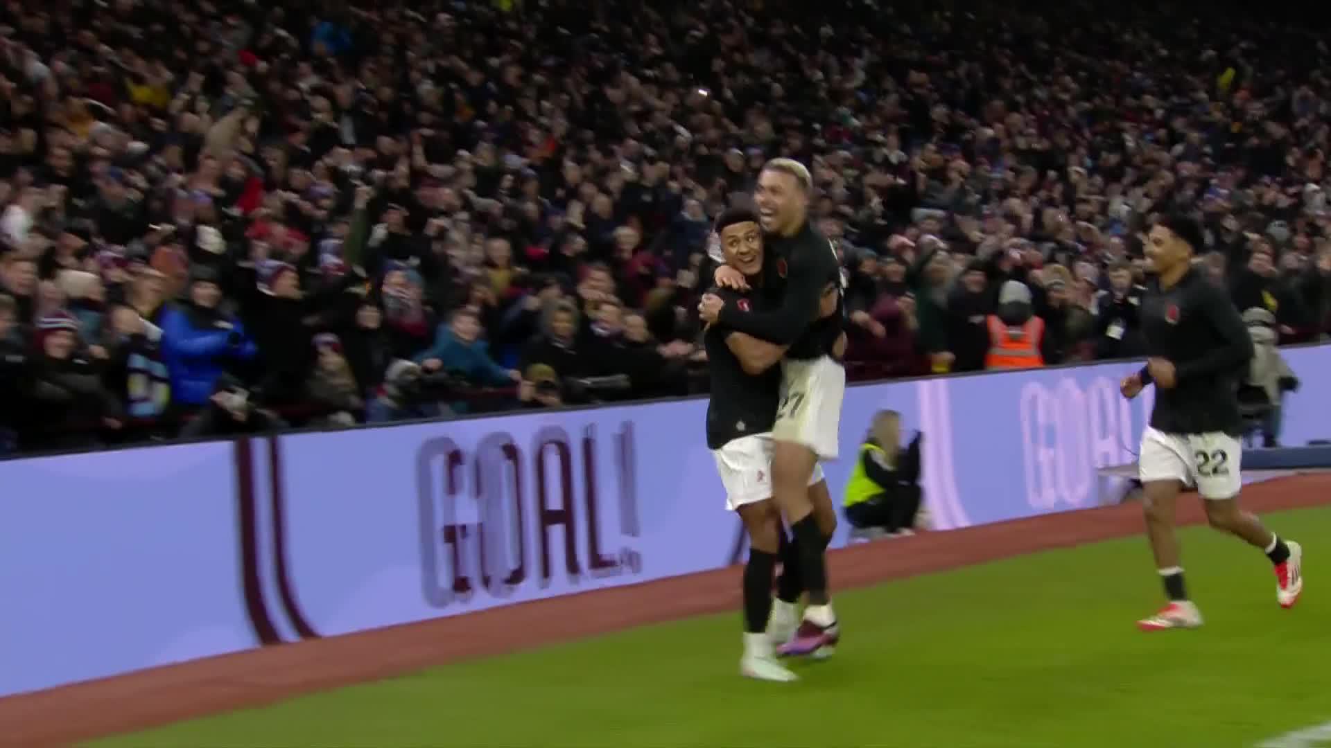 Watkins 🤝 Rogers@AVFCOfficial have turned it around! 🤯#EmiratesFACup