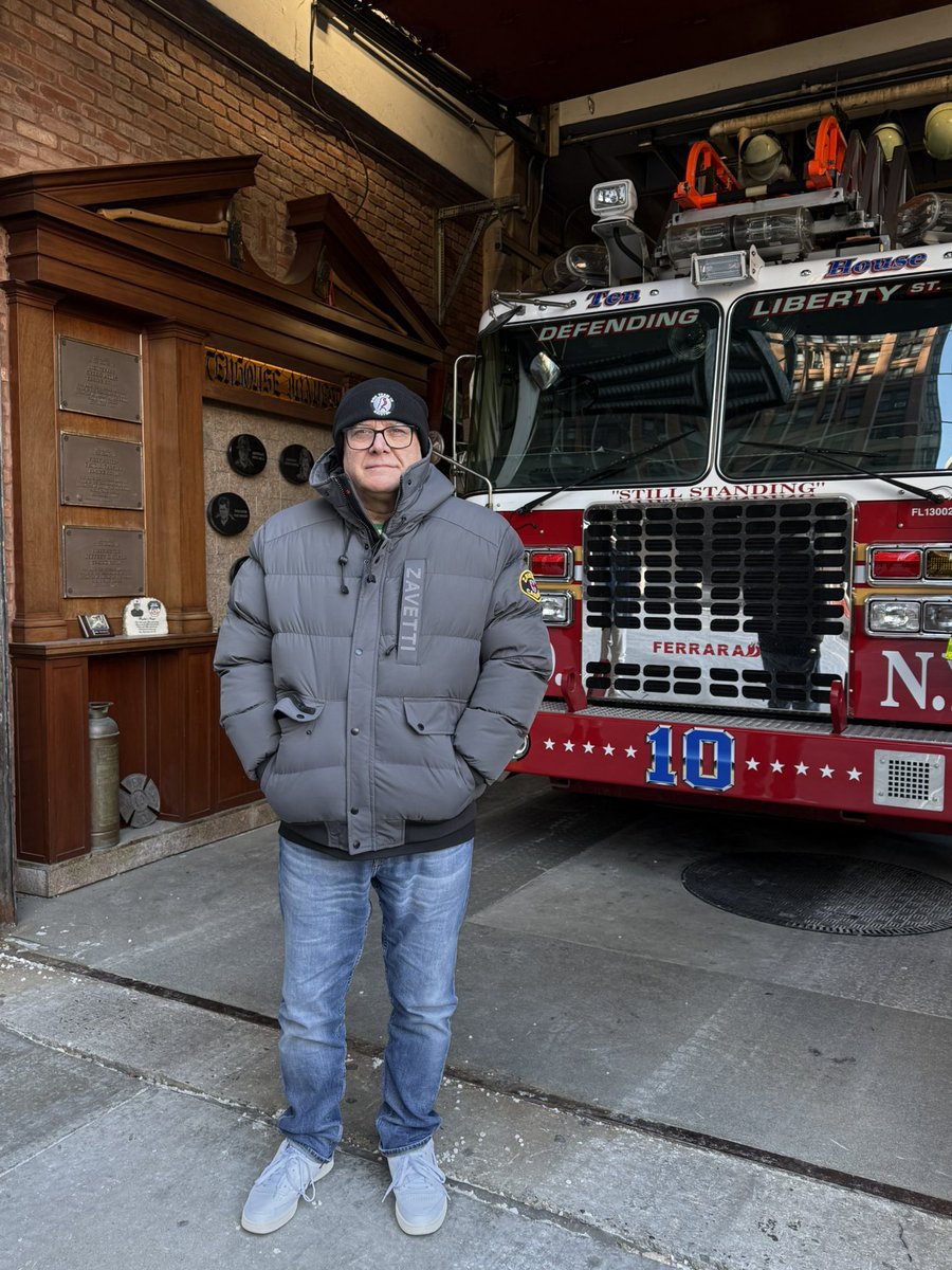 Farmeronecow's tweet image. #Ladder10 #Engine10