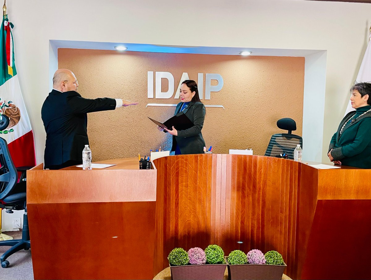 🔎|| El <a href="/IDAIP_DURANGO/">IDAIP</a> continuará  laborando hasta que se emitan las nuevas Leyes #Durango

Derechos prevalecen para los duranguenses. Vigentes procedimientos, plazos y lineamientos en la materia. Eláceo Fernández, electo Comisionado Presidente.

➡️tinyurl.com/3w9rewyc