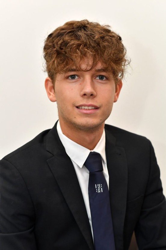 ReformDaily_'s tweet image. ➡️ 2 more Tory Party Cllrs defect to Reform UK!
👏🏼 Harrison Allman-Varty, a young Reformer for Oatlands & Burwood Park
&
Robin Hunter-Clarke, representing Hermitage on Breckland District Council
The tide is turning! 🌊
#ReformUK #Defection #TimeForChange
