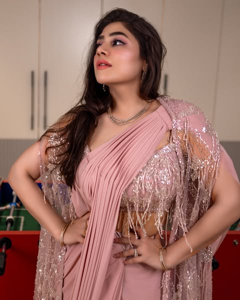 maya104257's tweet photo. his Saree has my 📷
@mauvestory
@festivebymauvestory https://t.co/Cz5Fx3h6TL