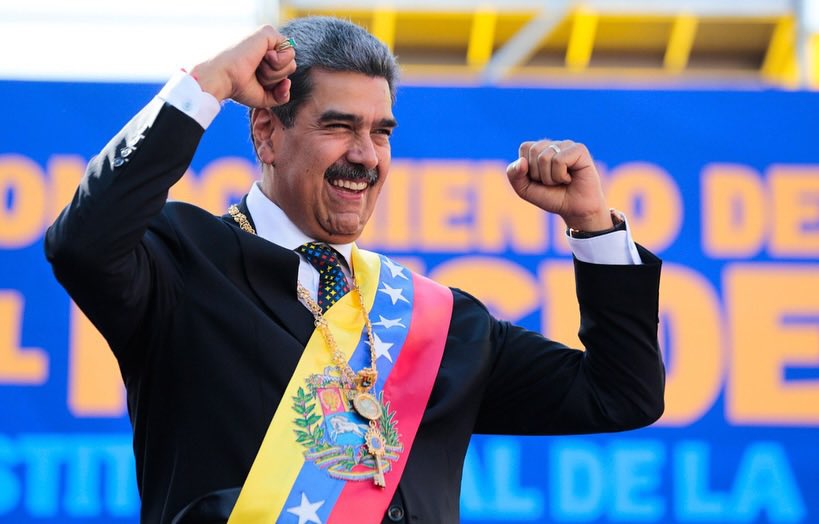 Hoy, 10 de enero en un acto solemne, frente al pueblo de Venezuela y nuestros símbolos patrios, la FANB ratificó su lealtad al Presidente <a href="/nicolasmaduro/">Nicolás Maduro</a>, como CJ de la FANB.