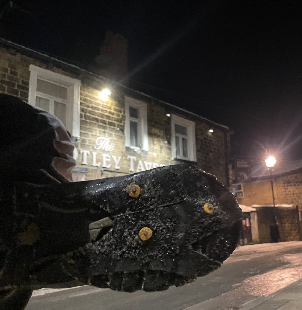 ThePubChampion's tweet image. Extra efforts to get safely to the pub this week! Definitely the way forward! ❄️🍺

#SupportOurPubs #SupportPubs #BackOurBrewers #pubs