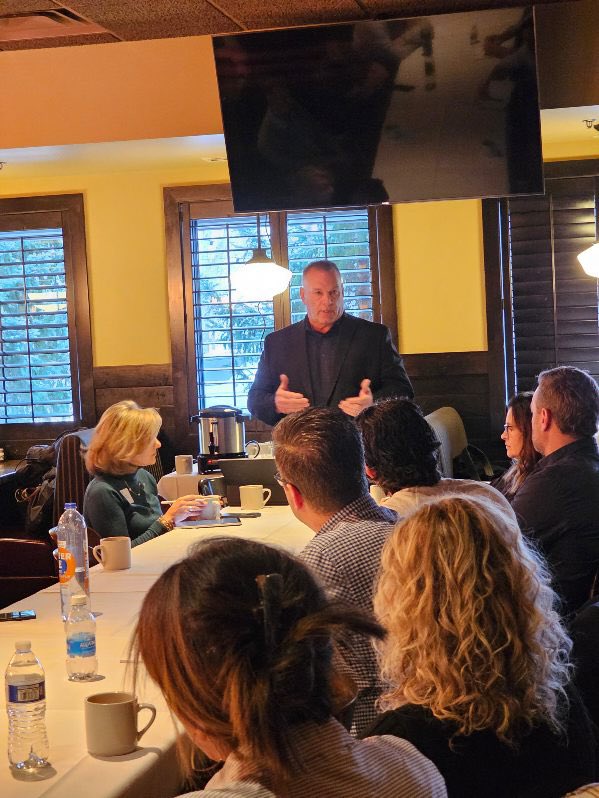 Great thanks to Chair <a href="/DaveBakerMN/">Rep. Dave Baker</a> &amp; <a href="/natalieforhouse/">Natalie Zeleznikar</a> for hosting a listening session on the impact of new regulations with small business leaders in Maple Grove today!  Thanks to everyone who came, including <a href="/I94West/">I-94 West Chamber</a> &amp; <a href="/Hospitality_MN/">Hospitality Minnesota</a>!