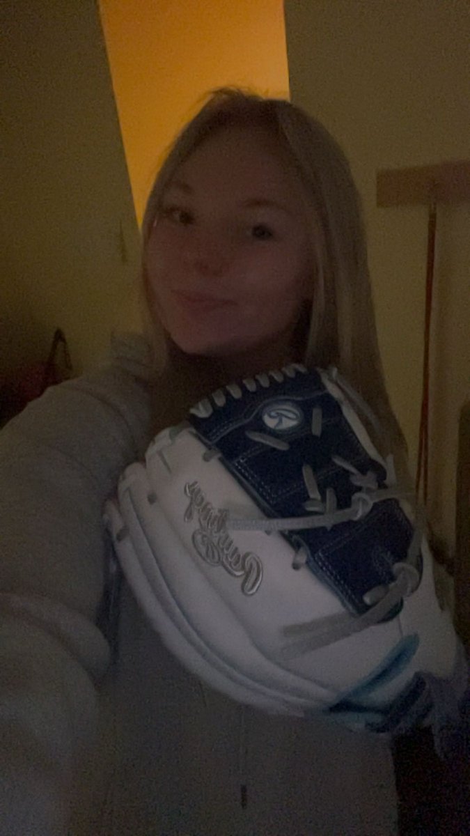 Reinhardt Softball tweet media