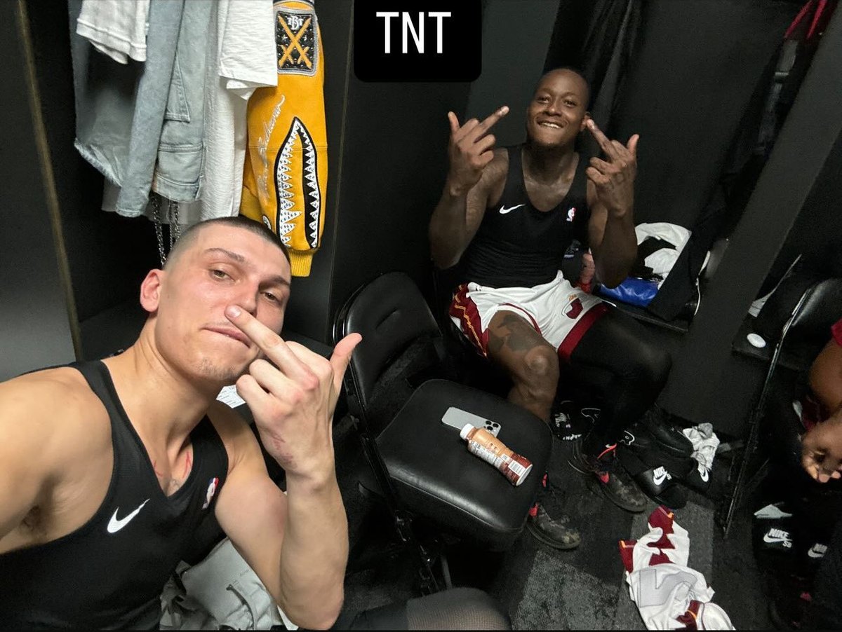 .<a href="/HoustonRockets/">Houston Rockets</a>