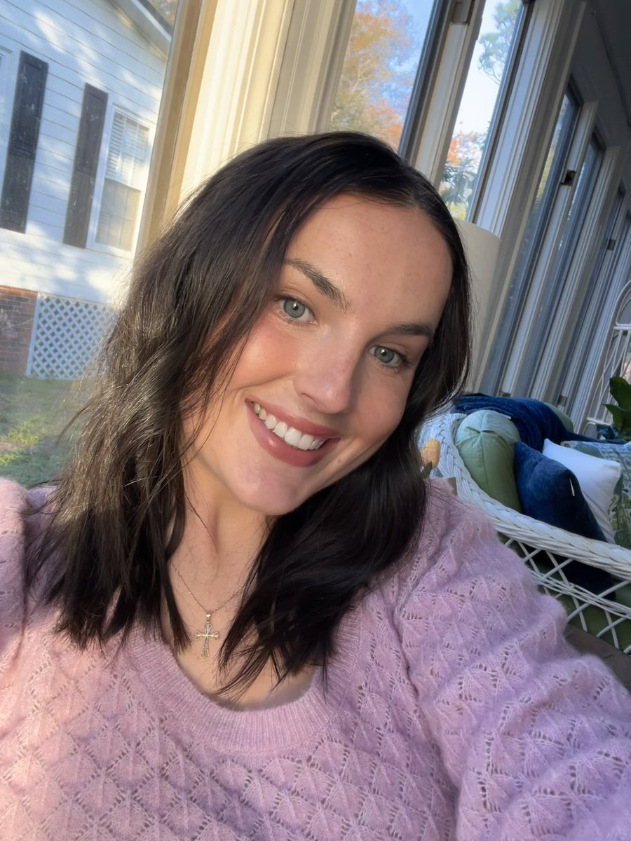 gracenfeagin's tweet photo. life is ⬆️ ☀️ https://t.co/bOpx3x5z8t