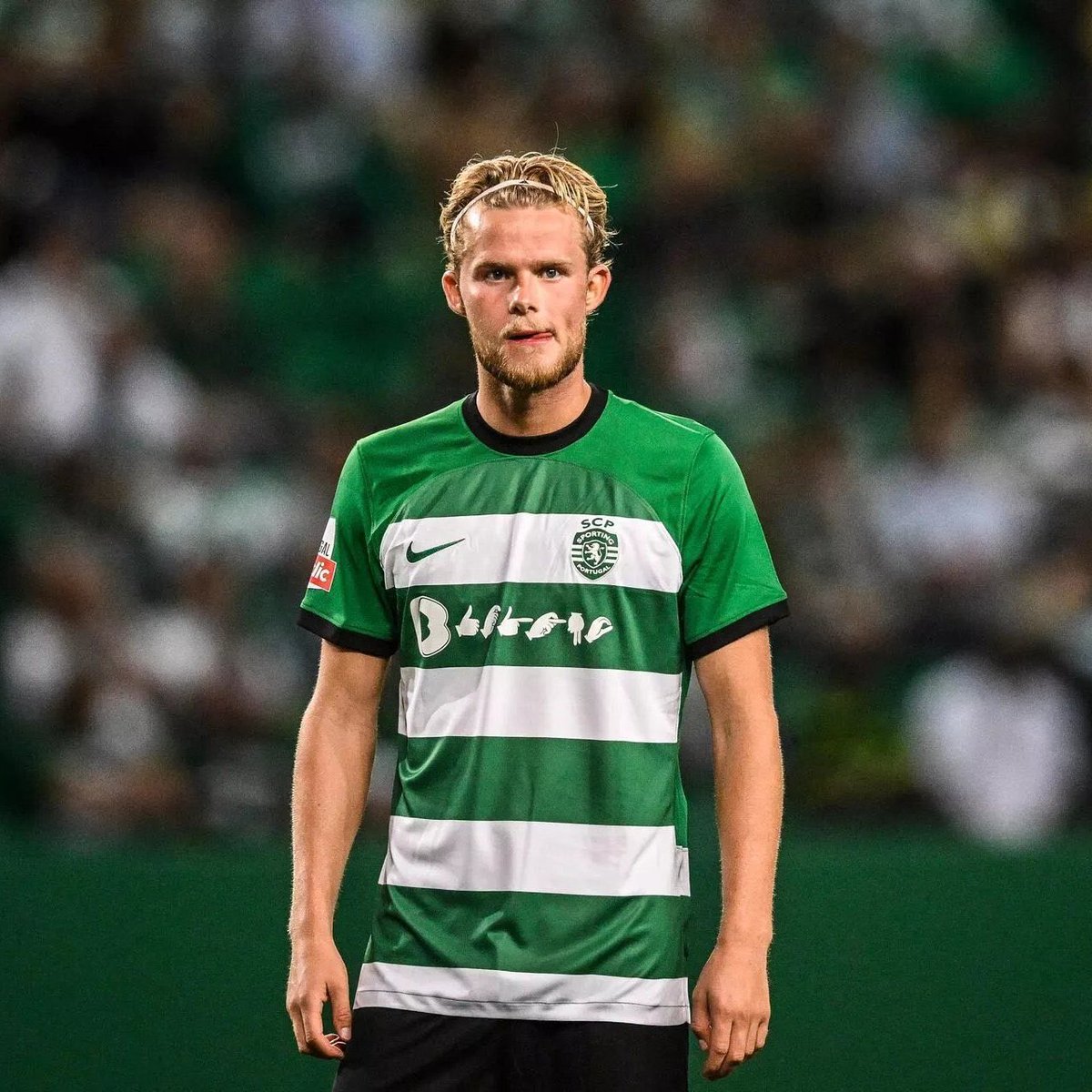 AlexBrice2's tweet photo. 🦁 | Just a reminder, this is one of The Best @SportingCP players this last decade.

Morten Hjulmand, The Captain. https://t.co/p2RckVeitQ