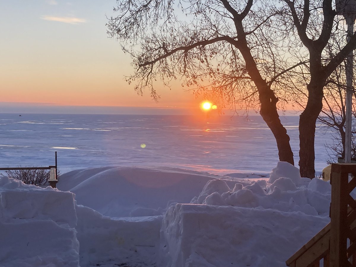 NormStorm2022's tweet photo. We spent the last few days at the lake. Lots of snow drifts for me to climb #StorminNorman https://t.co/6AbQTzUXyV
