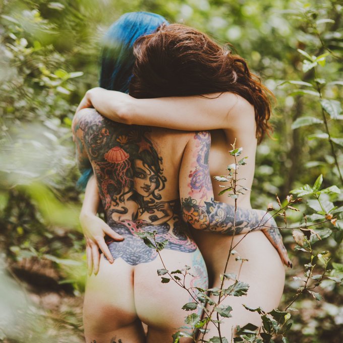 Watch Nicole Vaunt's leaked NSFW photo on TwXstars