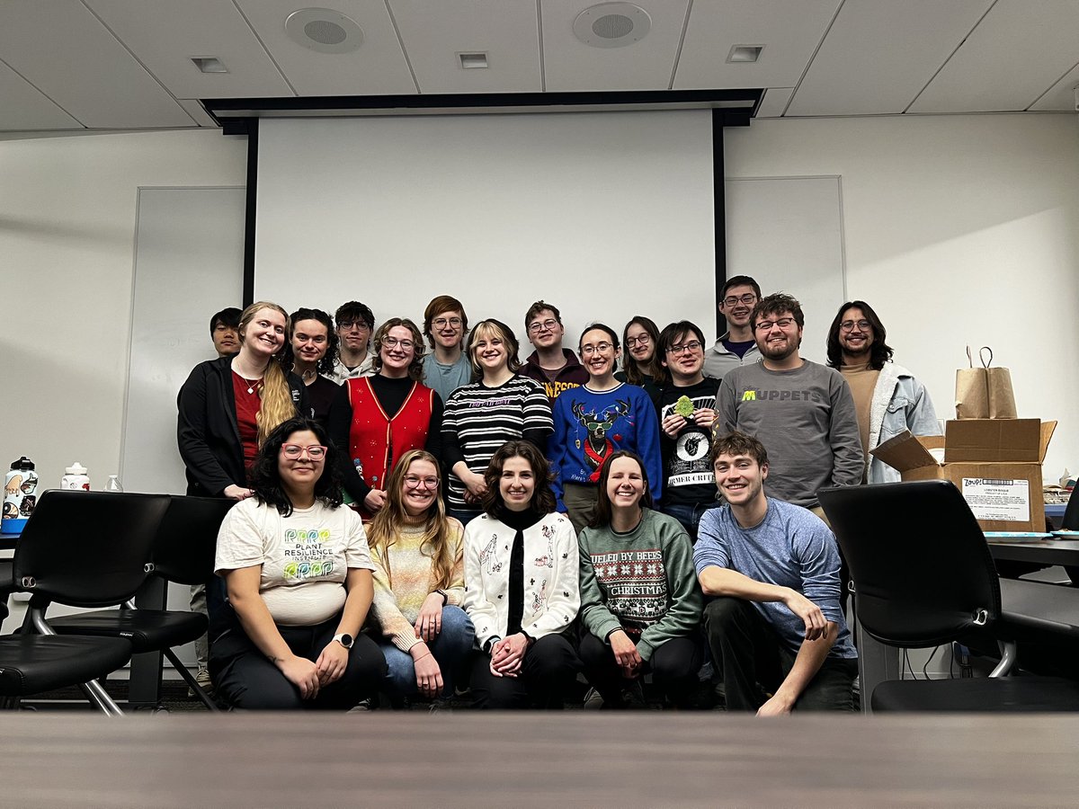 Hoping everyone is having a great holiday season! The new year is looking bright for MSU plant scientists 🌞😎🪴 Need a New Year’s resolution? Join AMPSS!