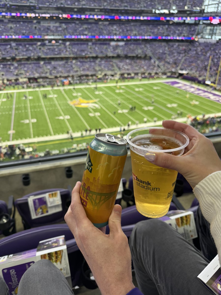 ailley_'s tweet image. #SKOL Vikings 💜💜