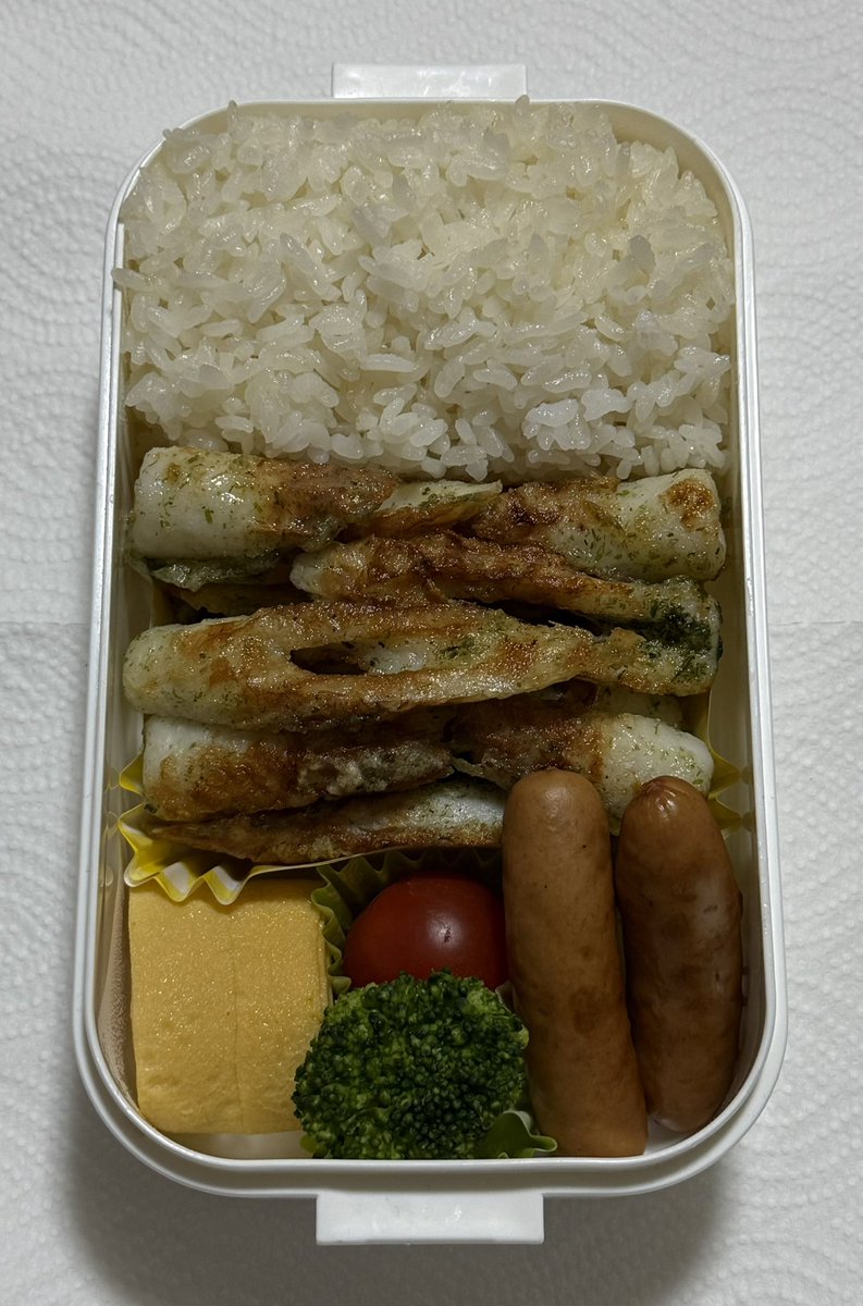 おはようございます♪
お弁当を作ってから～の配達です♪

#お仕事頑張ってください #宮島水族館 #みやじマリン #磯部焼き #卵焼き