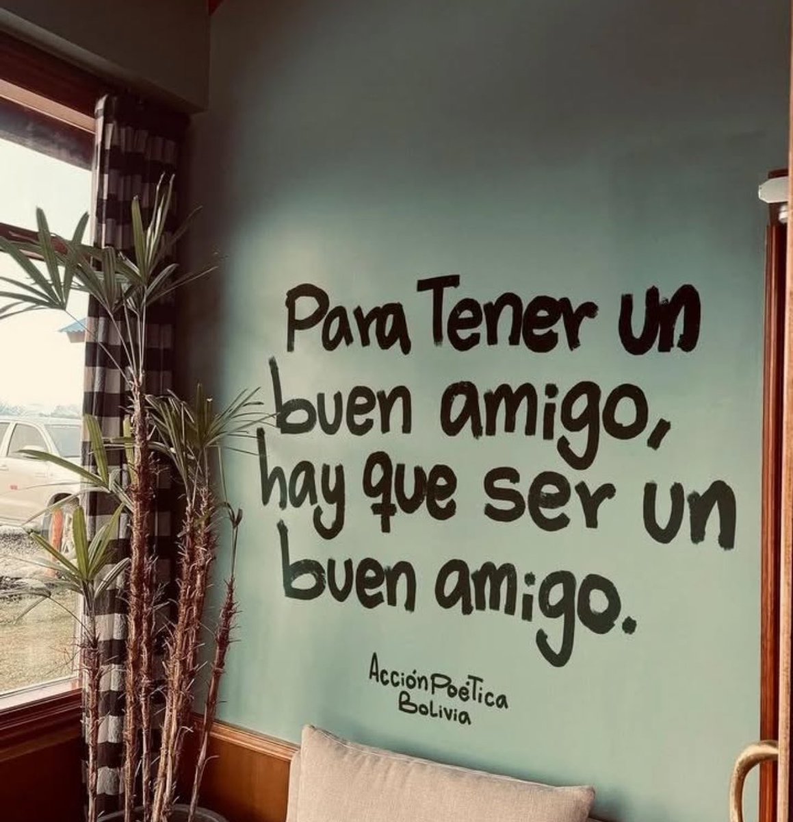 Amigos son pocos o casi nada , este año se dejo ver la cara otro más,  no pagando una deuda .