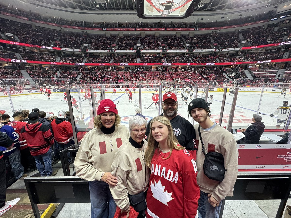 We made it!!! Look for us each time Canada 🇨🇦 gets a PENALTY!
#WorldJuniors #hockeycanada #WorldJuniors2025 #worldjuniors