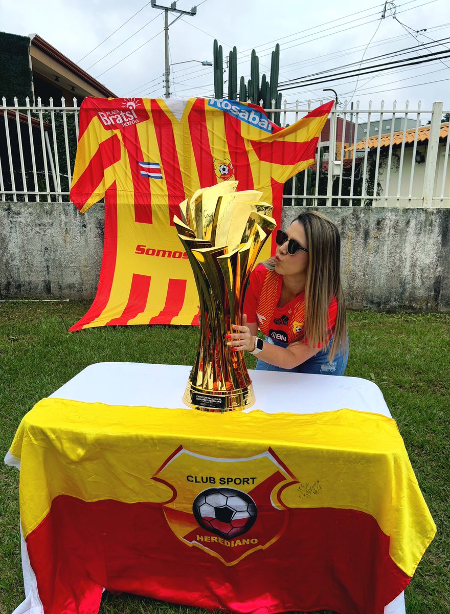 Maria Jose V tweet media