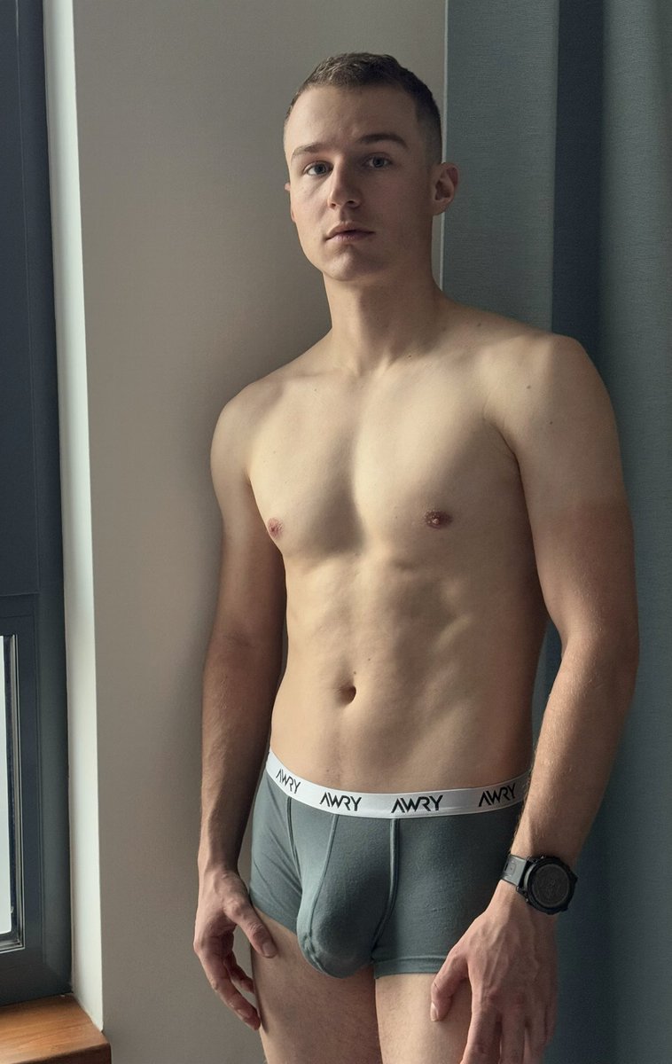 My friend just started doing only fans 
Would you support him? @eddycyclist 
https://t.co/r5llpWaFye  😇❤️ https://t.co/eiKs3OAg2p