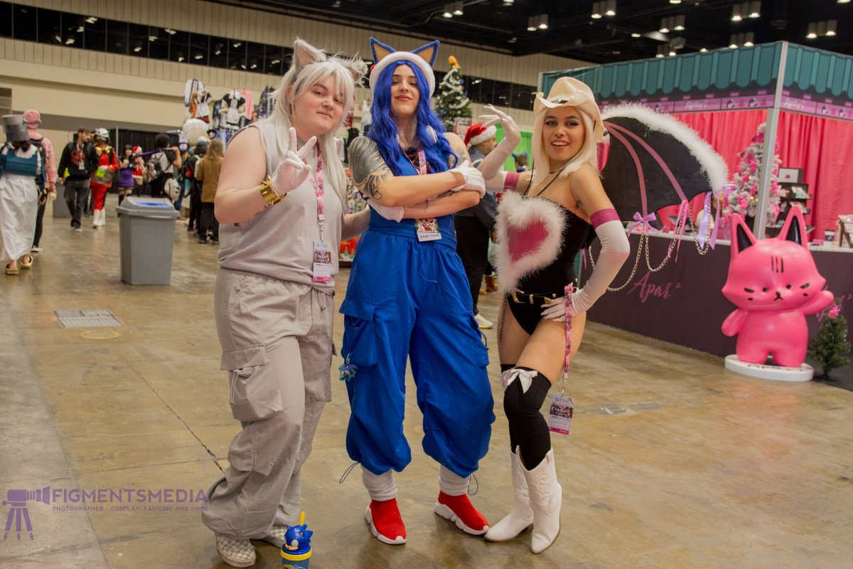 figmentsmedia's tweet image. Sonic and friends at Holiday Matsuri celebrating the end of 2024 and speeding into 2025 with excitement and holiday spirit! #holmat #holmat2024 #holidaymatsuri2025 #holidaymatsuri #floridaphotographer #orlandophotographer #tampaphotographer #cosplayphotography
