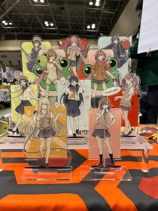 アクリルスタンド並べました。これを見るだけでも是非ッ。 