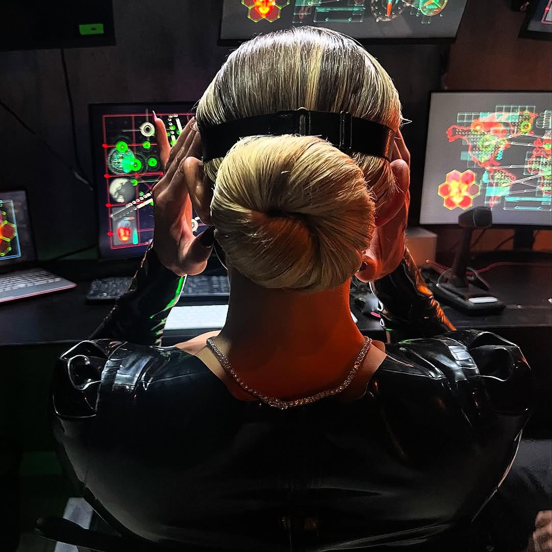 Charlotte Flair tweet media