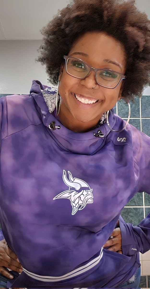 I was the only <a href="/Vikings/">Minnesota Vikings</a> fan in a bar full of <a href="/packers/">Green Bay Packers</a> fans in #MadisonWI. I love it here 💜💛 #NFL #nfcnorth #Vikings #SKOL