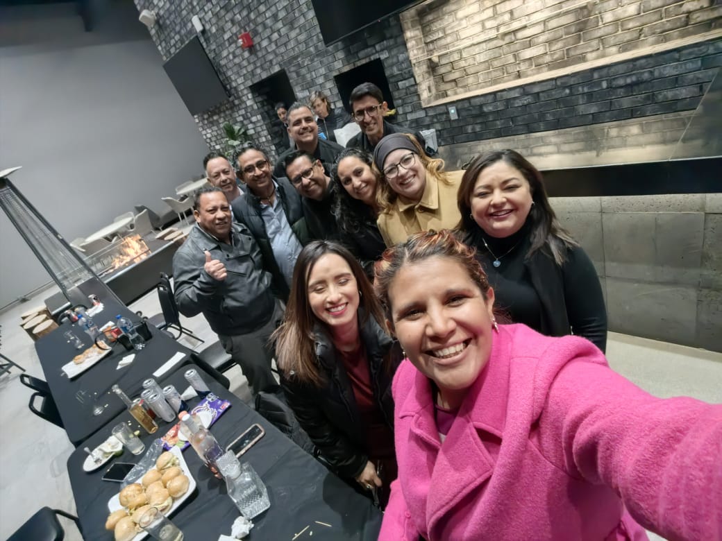 Con este equipo hasta dónde tope! Algunos faltaron por cuestiones familiares, seguiremos  cambiando y evolucionando! Nos vemos pronto raza!!