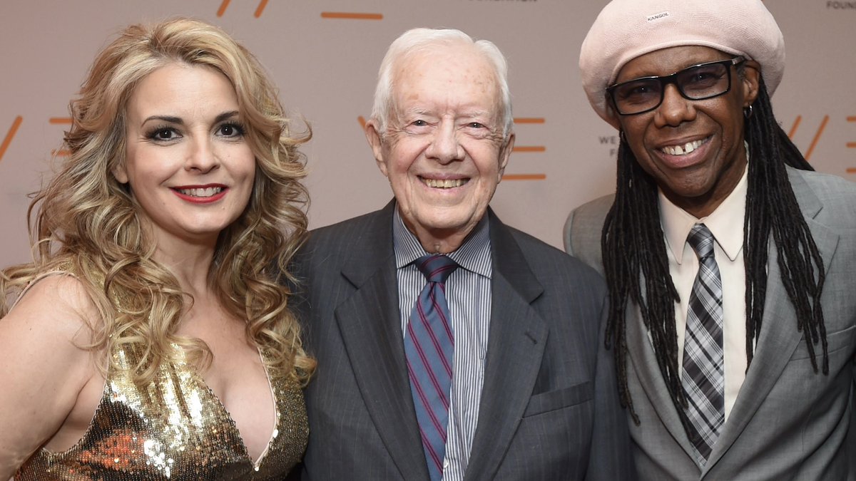 There are rock stars… and then there are rock stars. President Jimmy Carter was the real rock star in the room on April 29, 2016. He was 91 when he said “YES” to We Are Family Foundation’s invitation to honor him with the Mattie J.T. Stepanek Peacemaker Award.
 
He asked, “How