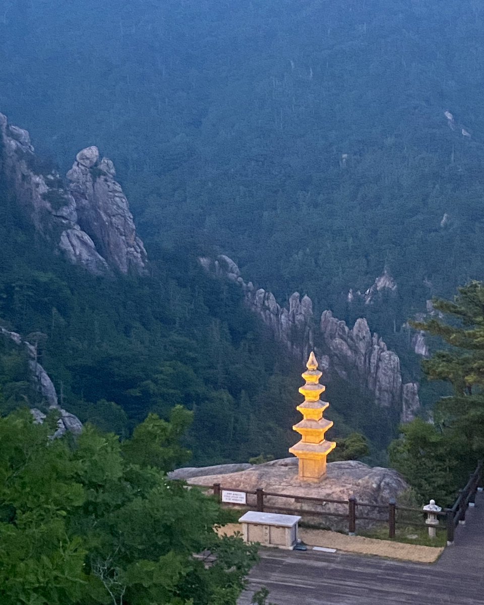 모든 분들이 평안했으면 좋겠습니다.