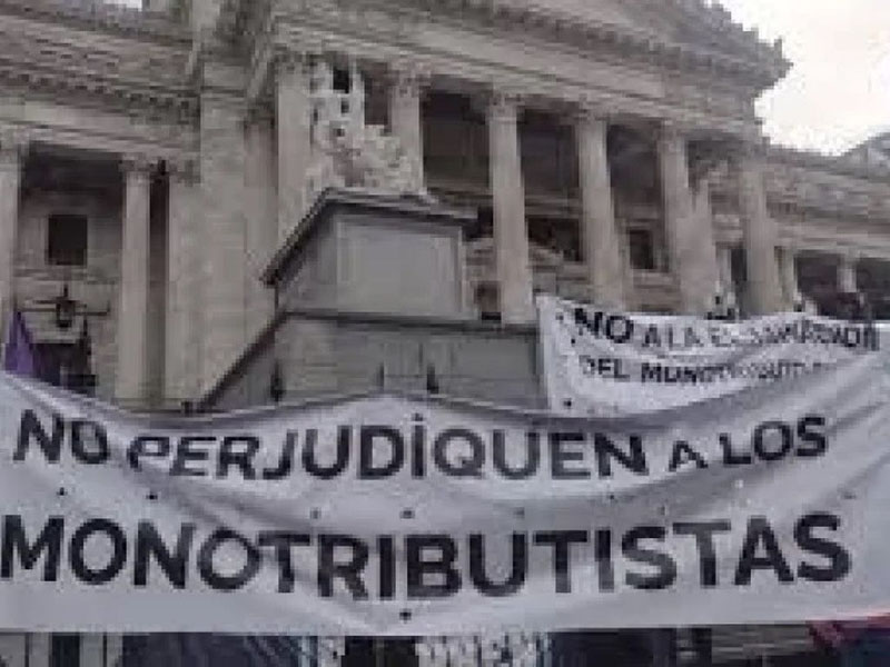 #TuDiarioDeSiempre
Alertan por recortes en los servicios de salud para monotributistas
acortar.link/fcdEdf