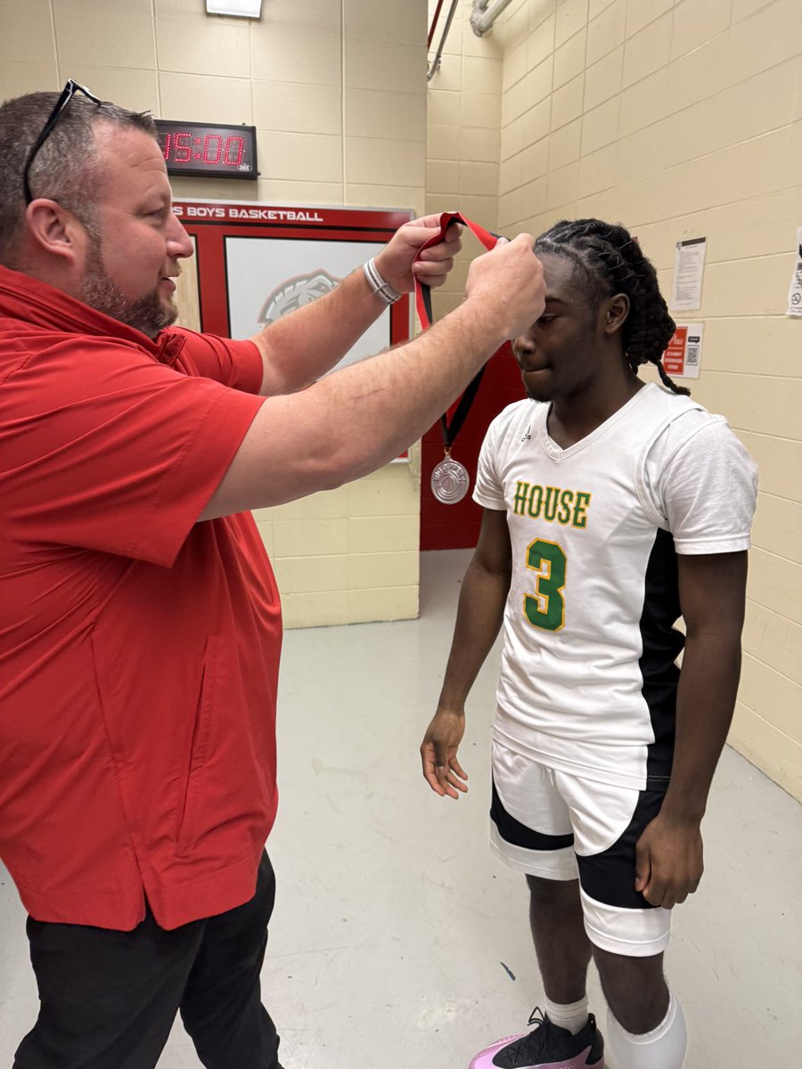 Warriors Boys BB (@wwarriorsbball) on Twitter photo Congrats to <a href="/TerryRicksIII/">Terry Ricks III</a> on earning All-Tournament honors at The Big Dipper Holiday Tournament.
#BuiltByHistory🔰🏀
///Basketball
<a href="/GWCPWarriors/">WestinghouseGWCP</a> Congrats to <a href="/TerryRicksIII/">Terry Ricks III</a> on earning All-Tournament honors at The Big Dipper Holiday Tournament.
#BuiltByHistory🔰🏀
///Basketball
<a href="/GWCPWarriors/">WestinghouseGWCP</a>